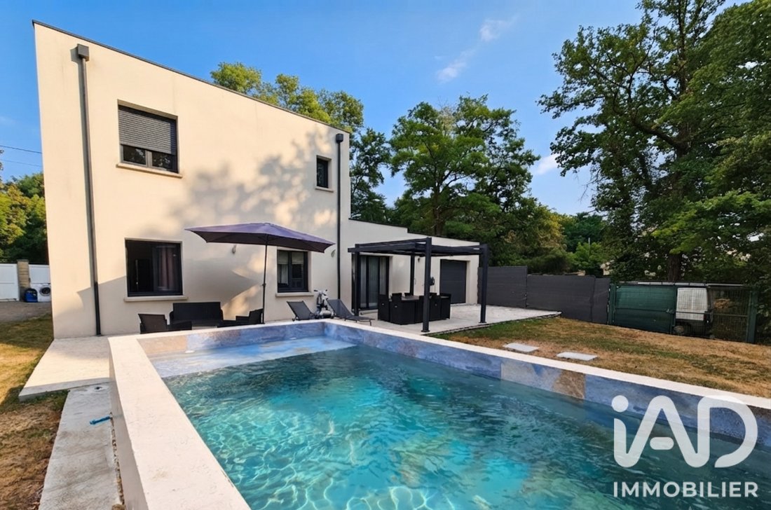 House in Germigny-l'Eveque, Ile-de-France, France 1 - 18560047