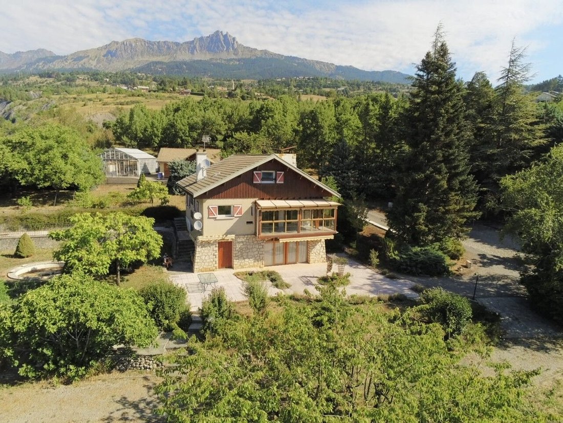 House in Prunières, Provence-Alpes-Côte d'Azur, France 4 - 18556065