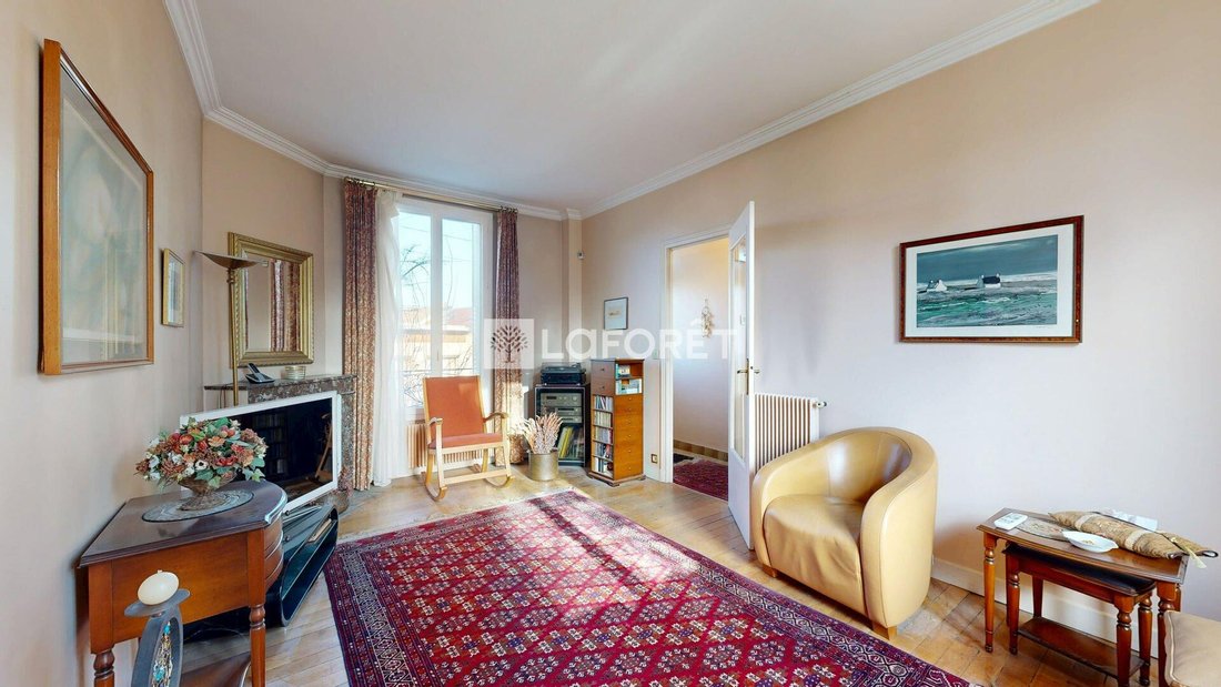 Villa in Centre, Nanterre, France 1 - 18556250