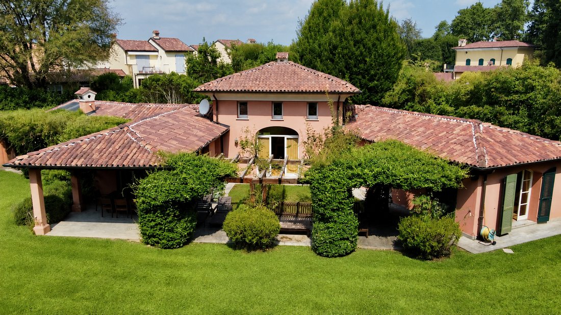 Villa in Bogogno, Piedmont, Italy 2 - 18557680
