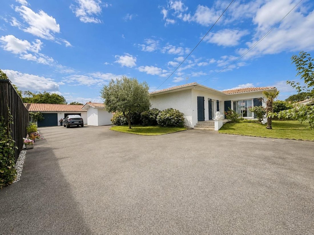 House in Chante Cigale, Gujan-Mestras, France 2 - 18347860