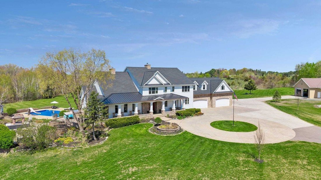 House in Lindstrom, Minnesota, United States 2 - 18564550