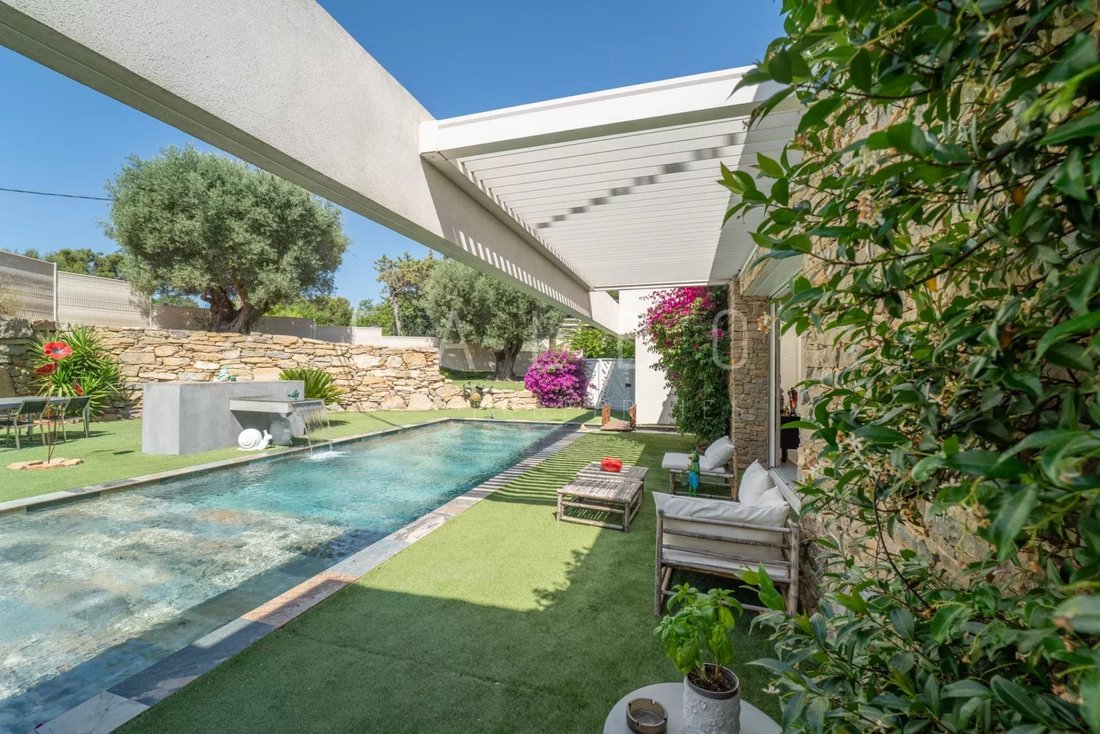 House in La Ciotat, Provence-Alpes-Côte d'Azur, France 1 - 18239391