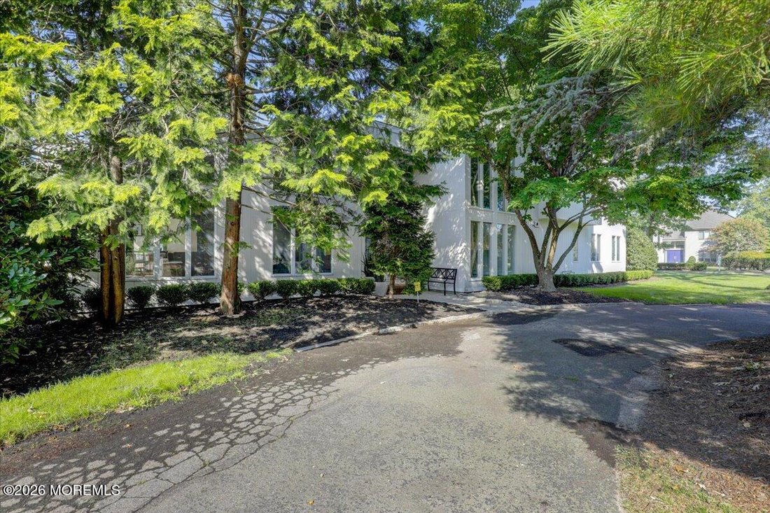 House in Oakhurst, New Jersey, United States 4 - 18561349