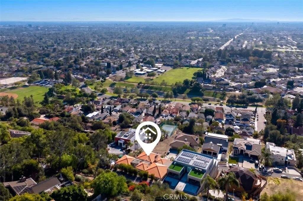 House in Santa Ana, California, United States 3 - 18559327