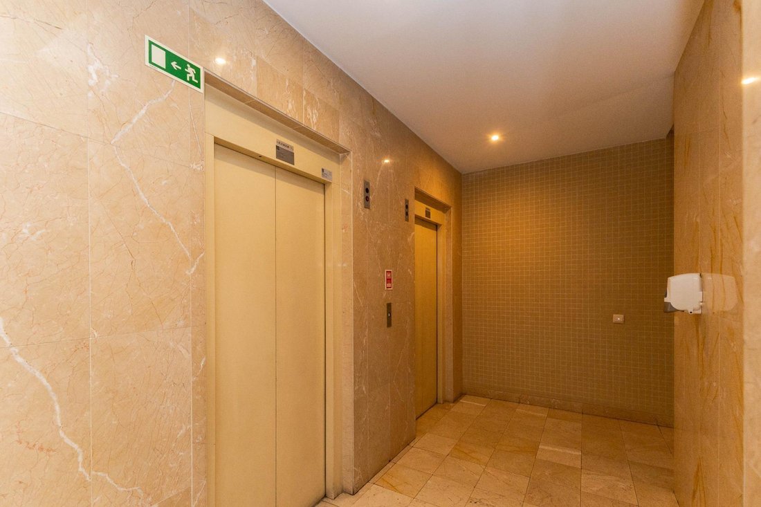 Apartment in Lordelo do Ouro e Massarelos, Porto District, Portugal 4 - 18564758