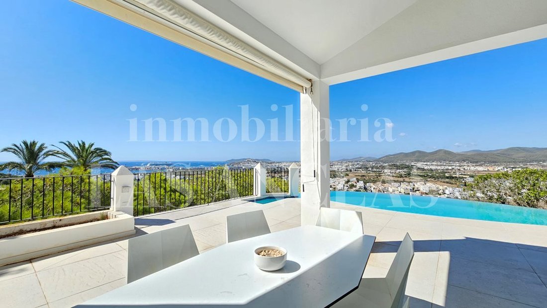 Villa in Jesus, Santa Eularia des Riu, Balearic Islands 1 - 12184876
