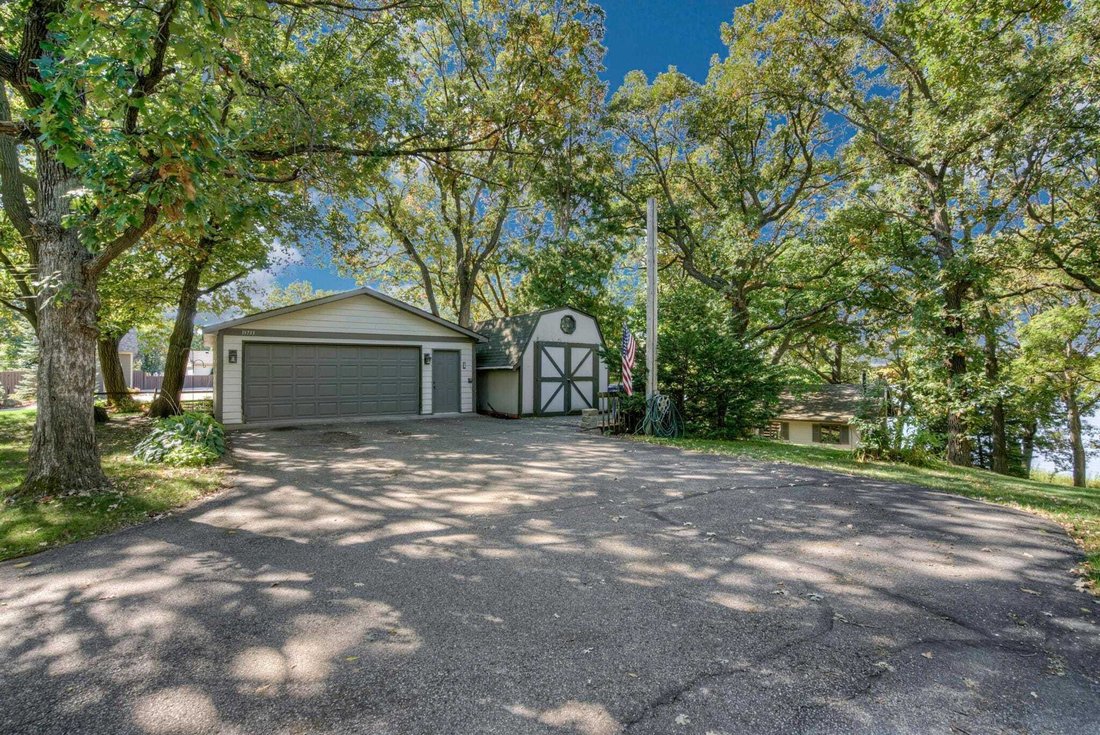 House in Lakeville, Minnesota, United States 2 - 18564673