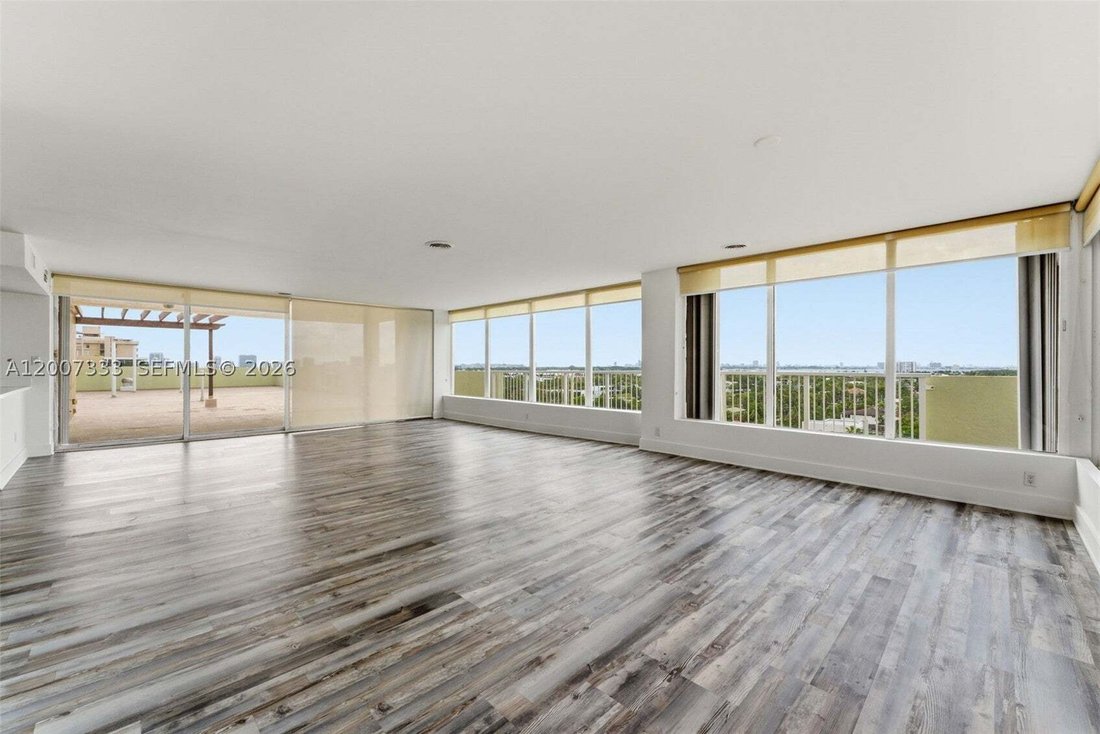 Condo in North Miami Beach, Florida, United States 5 - 18396179