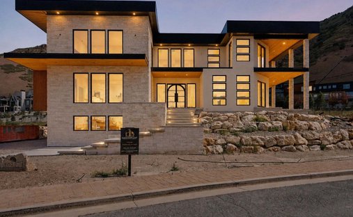 House in Cottonwood Heights, Utah, United States 1