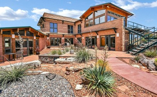 House in Torrey, Utah, United States 1