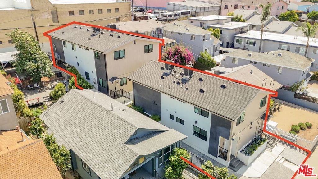 Los Angeles, California, United States 2 - 18561129