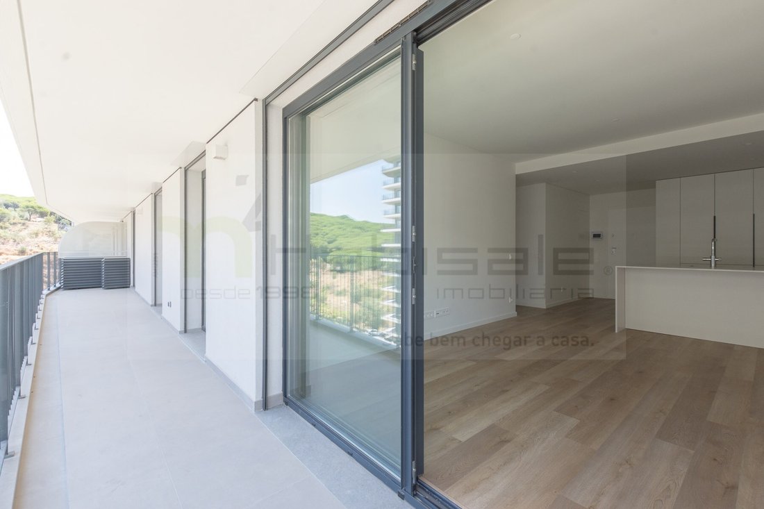 Apartment in Alges, Linda-a-Velha e Cruz Quebrada-Dafundo, Lisbon, Portugal 2 - 18566203