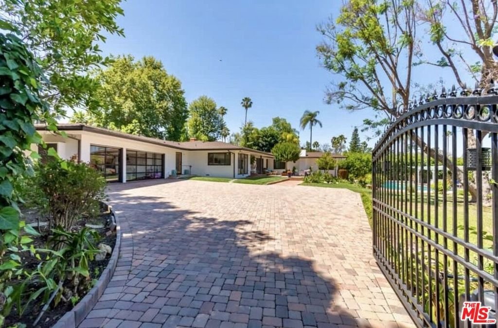 House in Los Angeles, California, United States 5 - 18561195