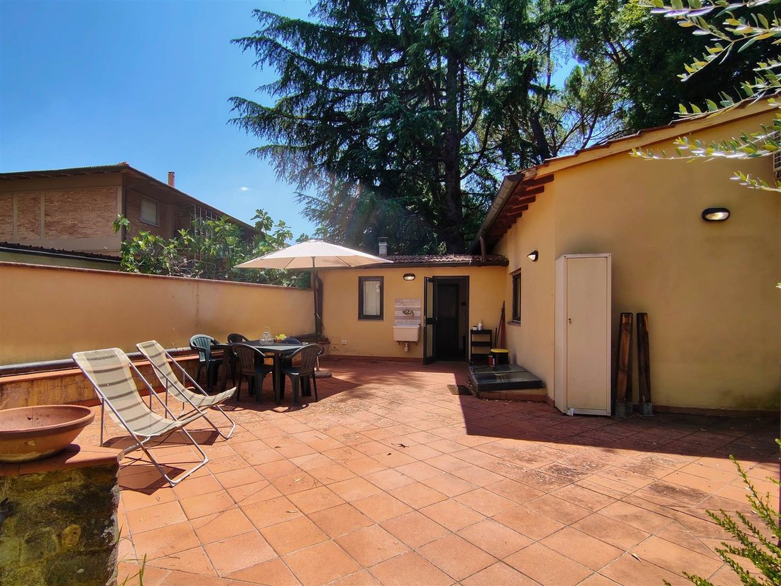 Villa in Galluzzo, Florence, Italy 3 - 18563126