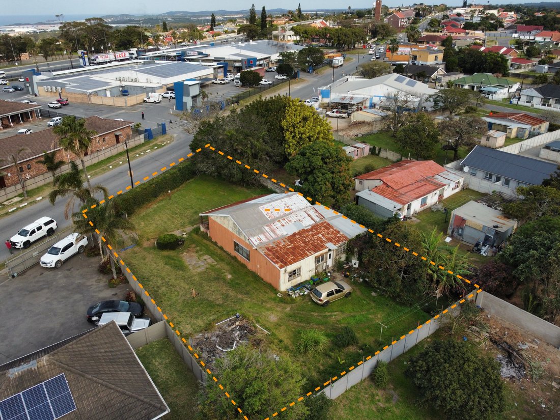 House in East London, Eastern Cape, South Africa 1 - 18560335