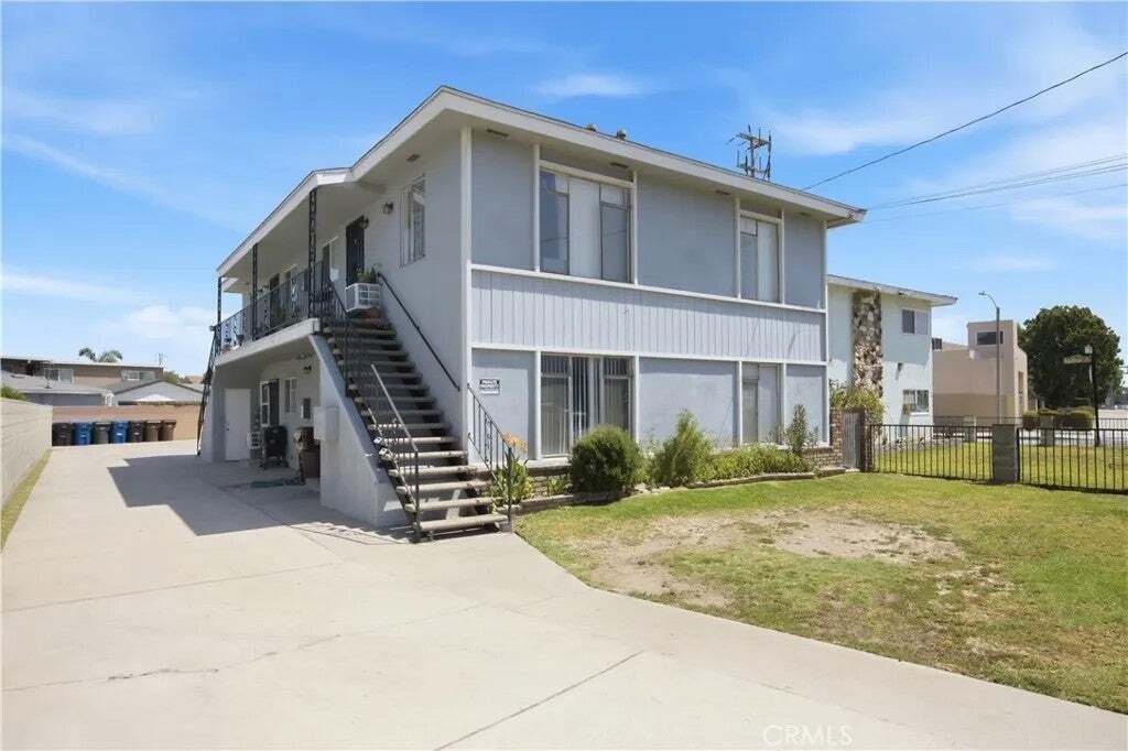 El Monte, California, United States 2 - 18559193