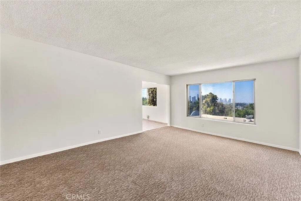 Los Angeles, California, United States 4 - 18559199