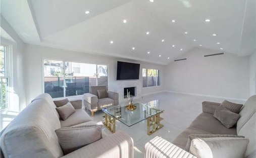 House in Burbank, California, United States 1