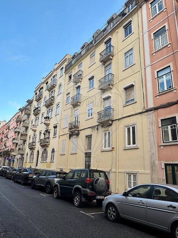 Apartment in Arroios, Lisbon, Portugal 1 - 17258768