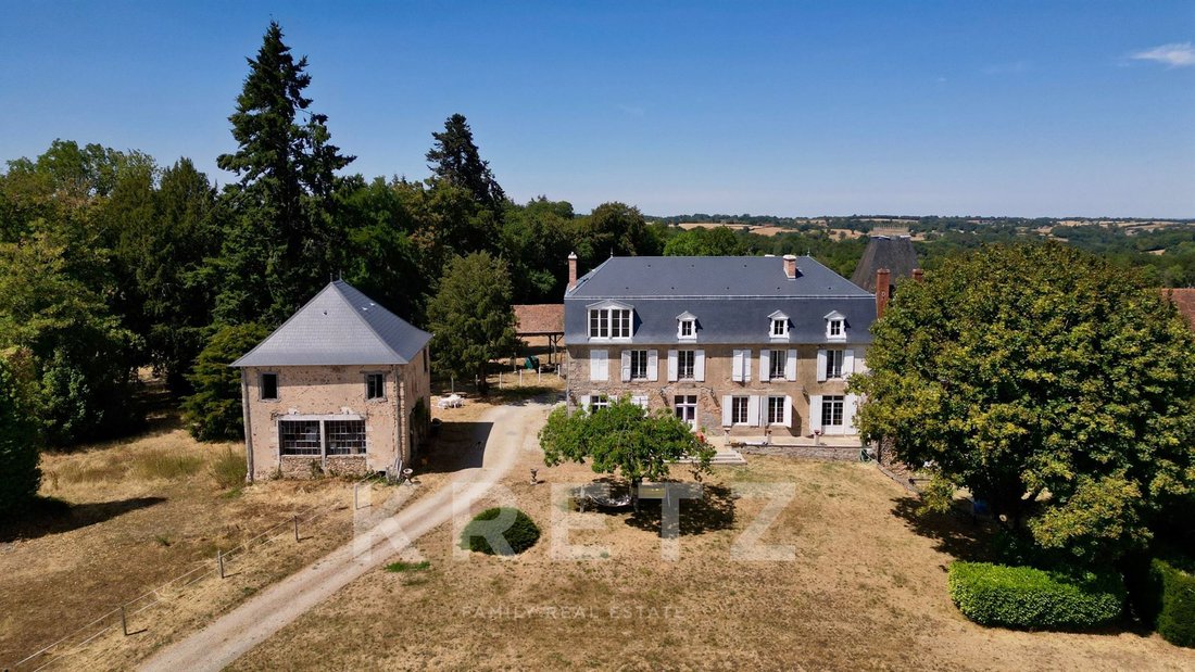 Estate in Aigurande, Centre-Val de Loire, France 1 - 18563894