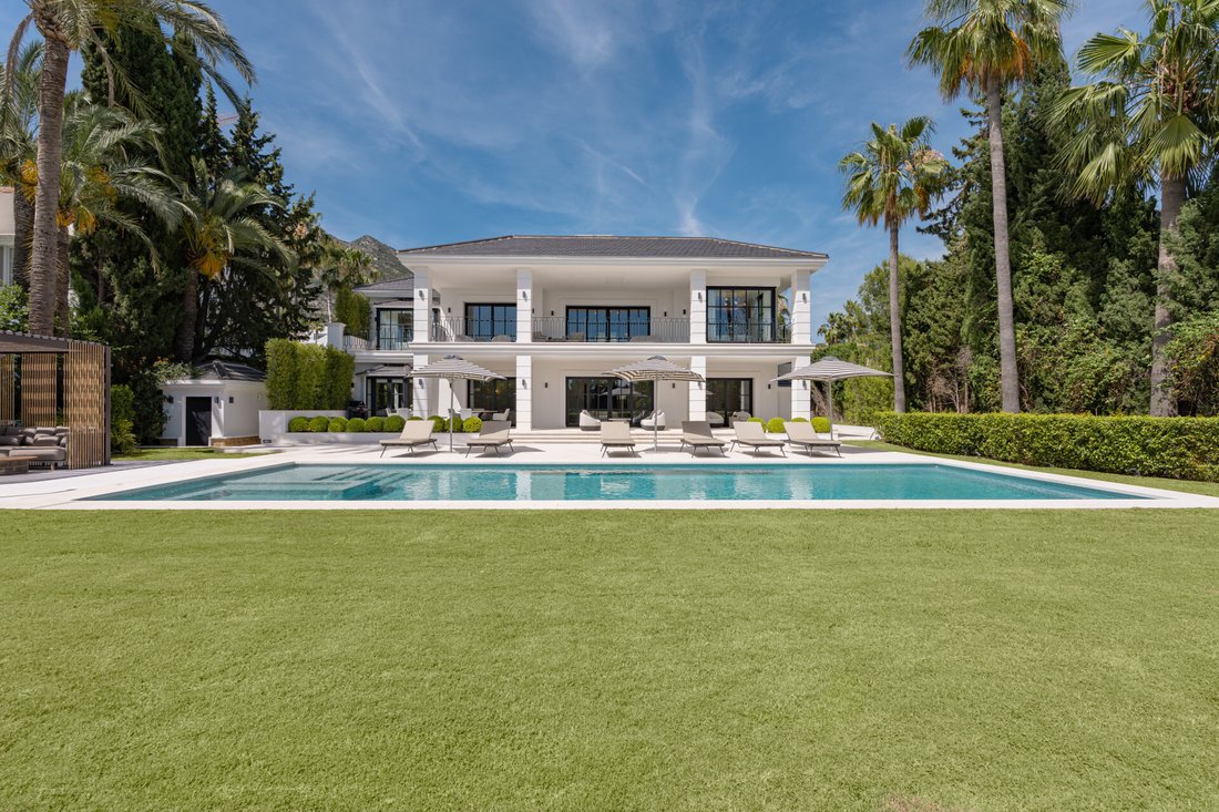 Villa in Sierra Blanca, Marbella, Spain 1 - 18557968
