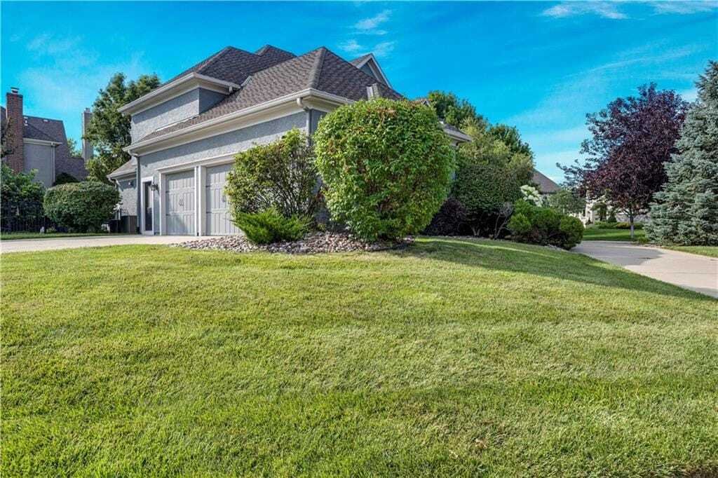 House in Overland Park, Kansas, United States 3 - 18564198