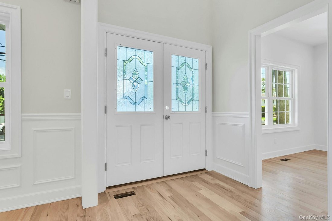 House in Massapequa, New York, United States 3 - 18561282