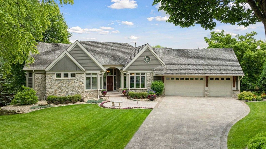 House in Plymouth, Minnesota, United States 1 - 18564632