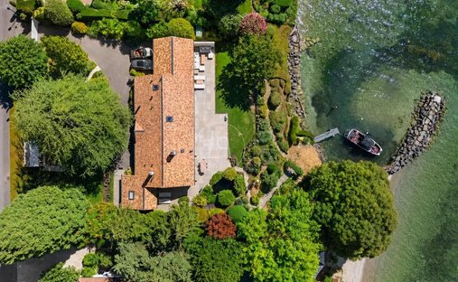 House in Rolle, Vaud, Switzerland 1