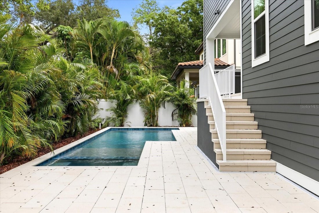 House in Tampa, Florida, United States 3 - 18131813