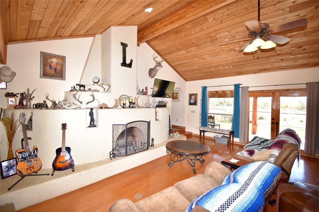 House in Mason, Texas, United States 5 - 18562844