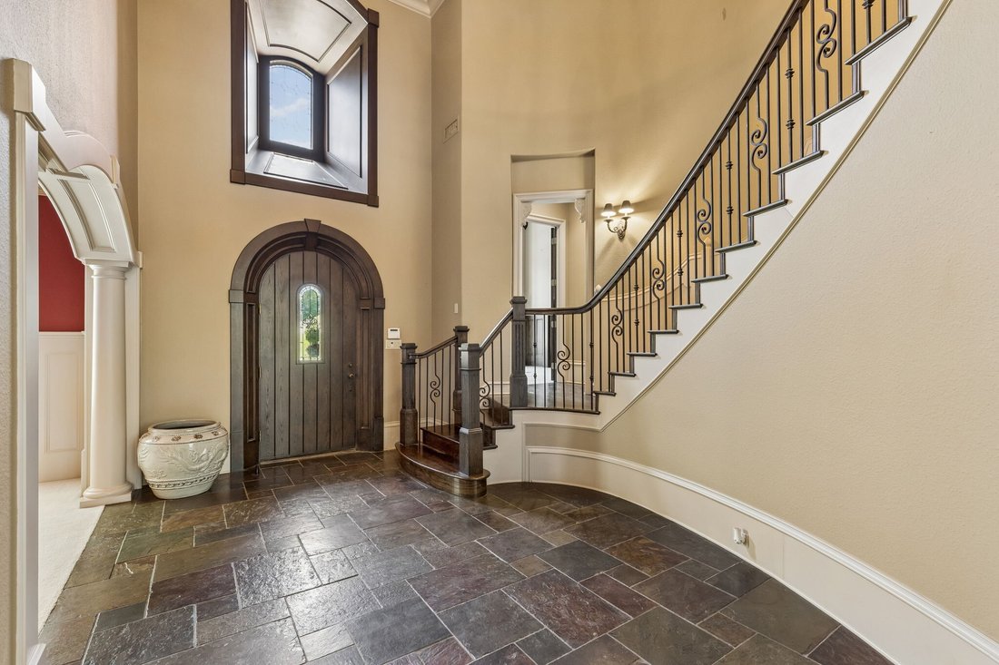 House in Lewisville, Texas, United States 3 - 18558889