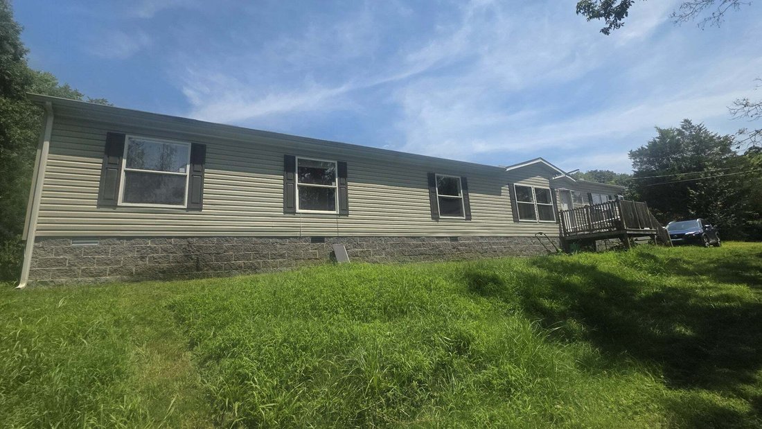 Land in Charlotte, Tennessee, United States 1 - 18168570