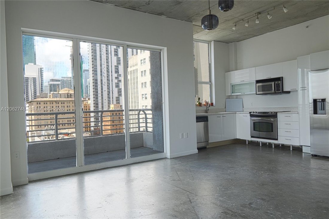 Condo in Miami, Florida, United States 1 - 18563081