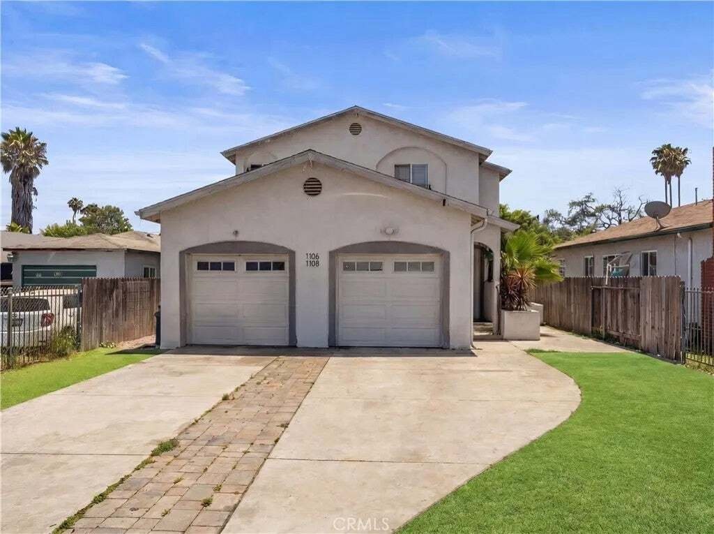 Los Angeles, California, United States 1 - 18562276