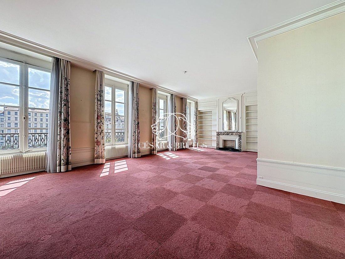 Apartment in Perralière, Lyon, Auvergne-Rhône-Alpes 1 - 18537398