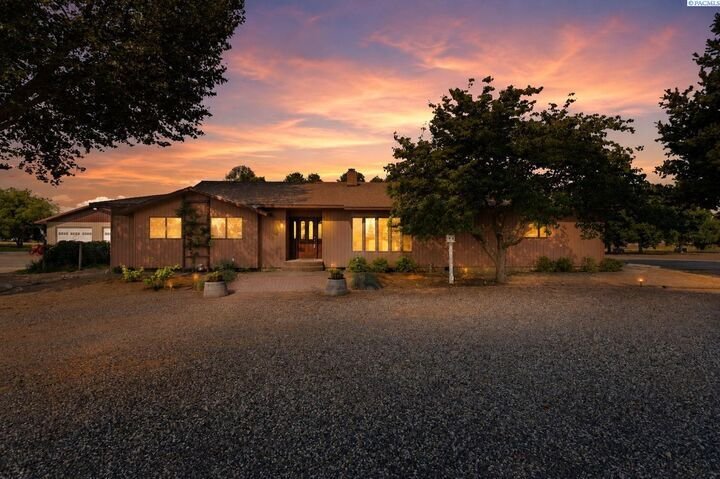 House in Pasco, Washington, United States 2 - 18564220