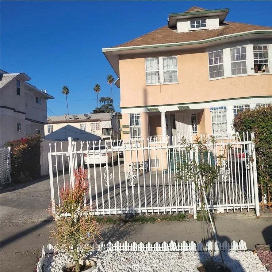Condo in Los Angeles, California, United States 2 - 18559289