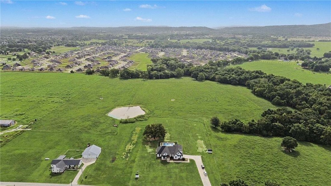 House in Farmington, Arkansas, United States 4 - 18558268