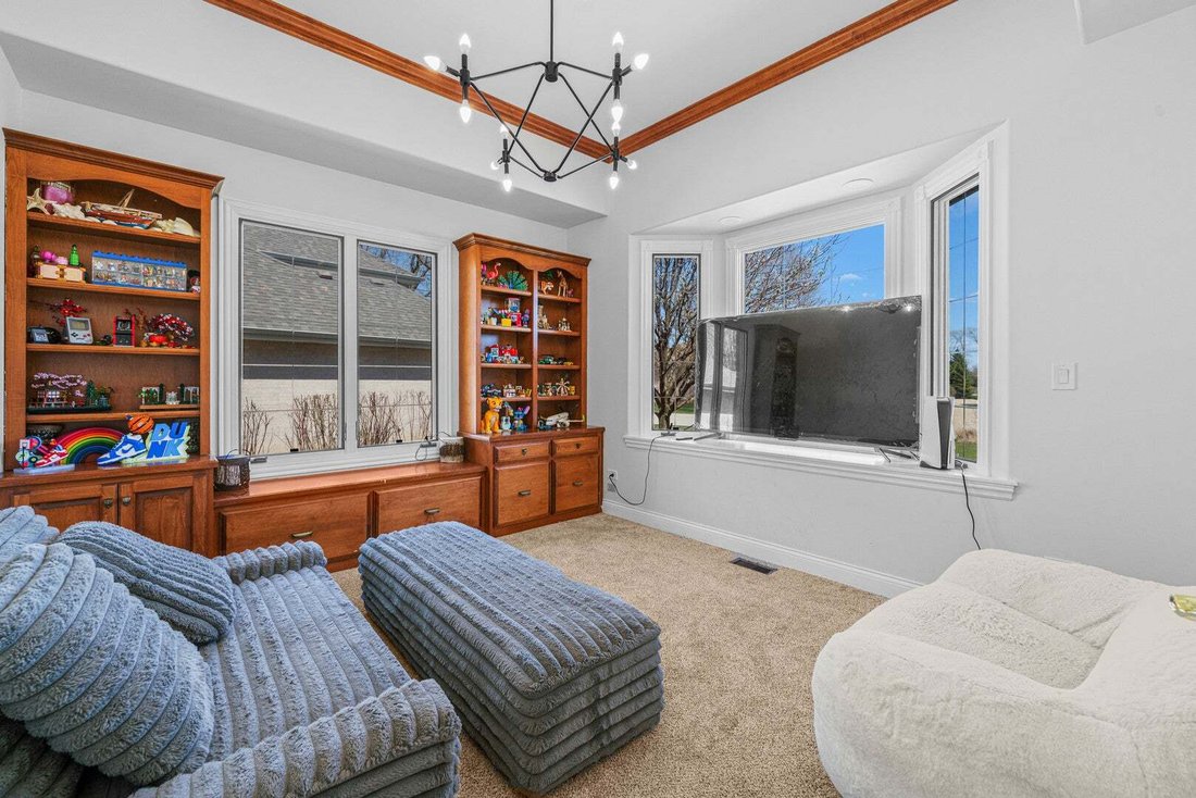 House in Palos Heights, Illinois, United States 4 - 18558976
