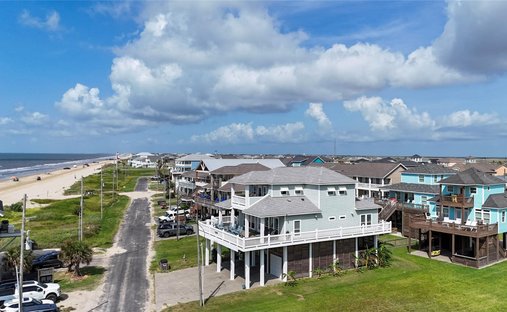 House in Bolivar Peninsula, Texas, United States 1