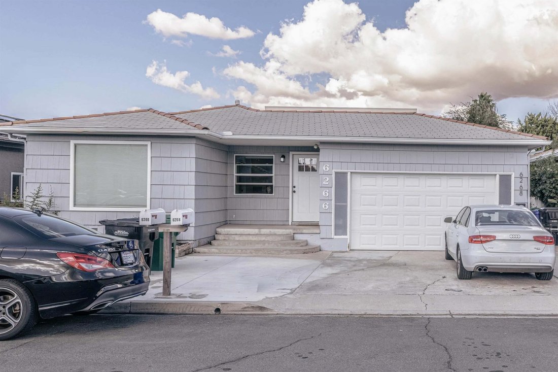 San Diego, California, United States 3 - 18562277