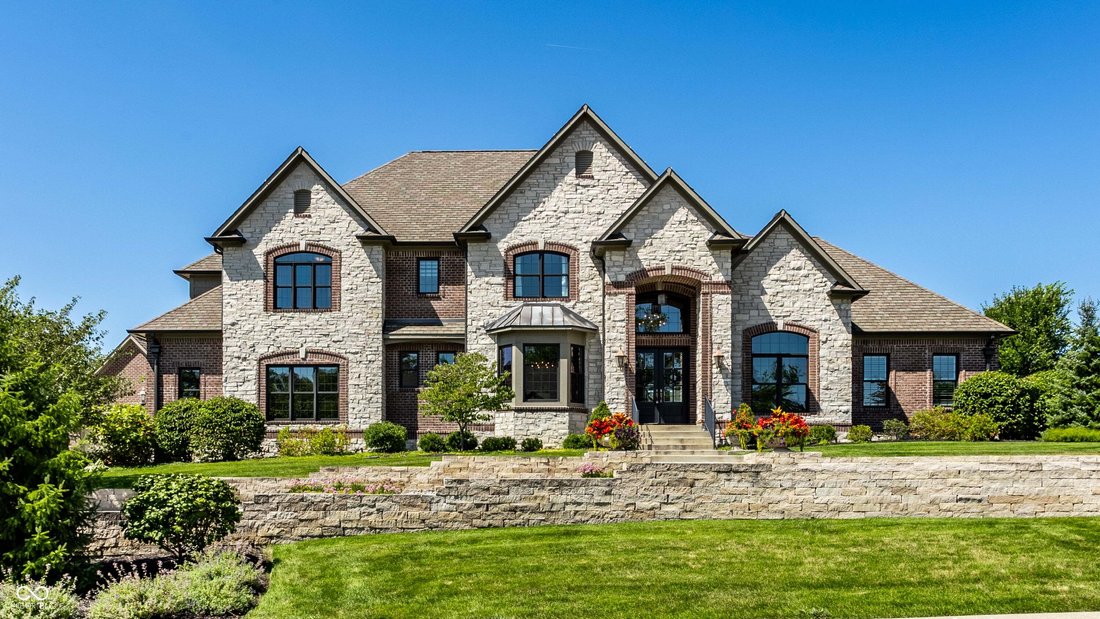 House in Zionsville, Indiana, United States 1 - 18561097