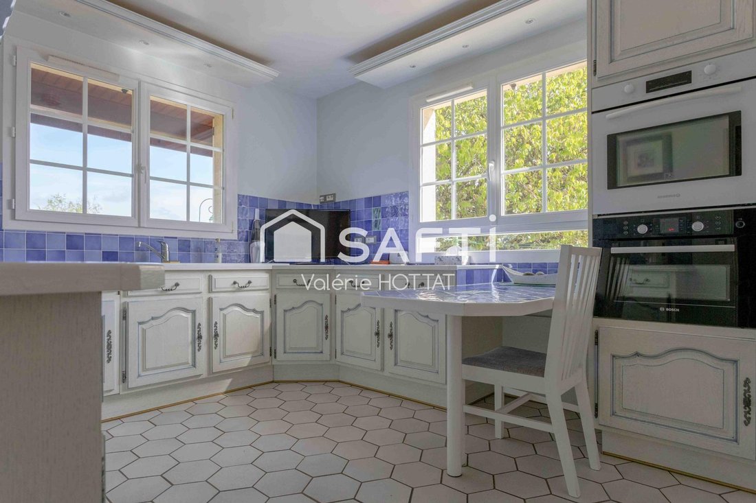 House in Orgeval, Ile-de-France, France 5 - 17655019