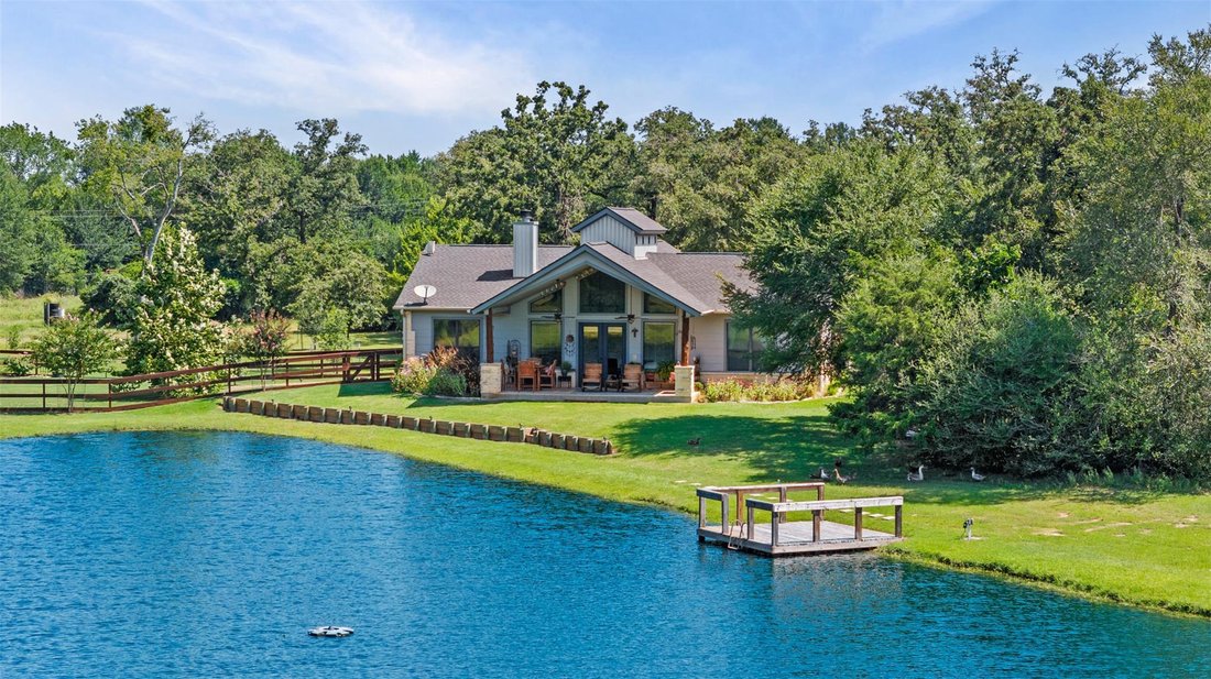 House in Milano, Texas, United States 3 - 18562028