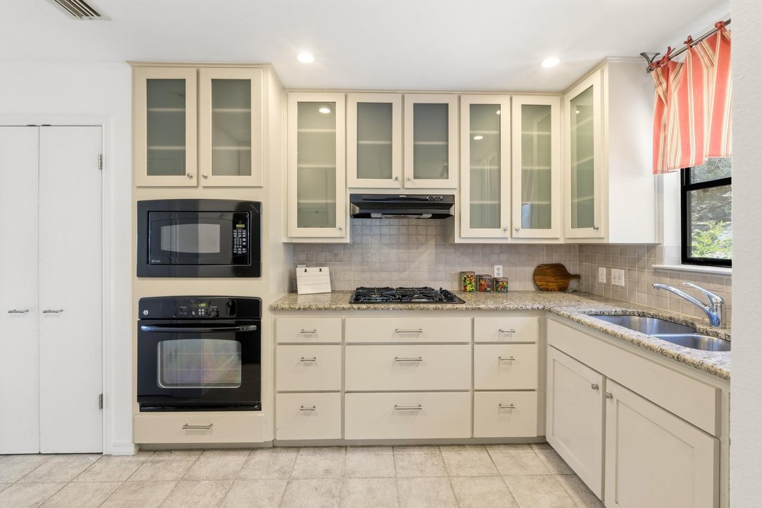 House in Austin, Texas, United States 3 - 18561990