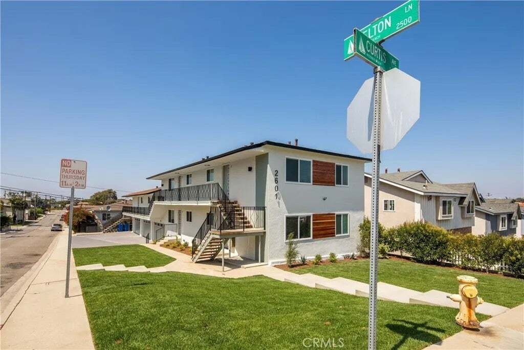 Torrance, California, United States 1 - 18562406