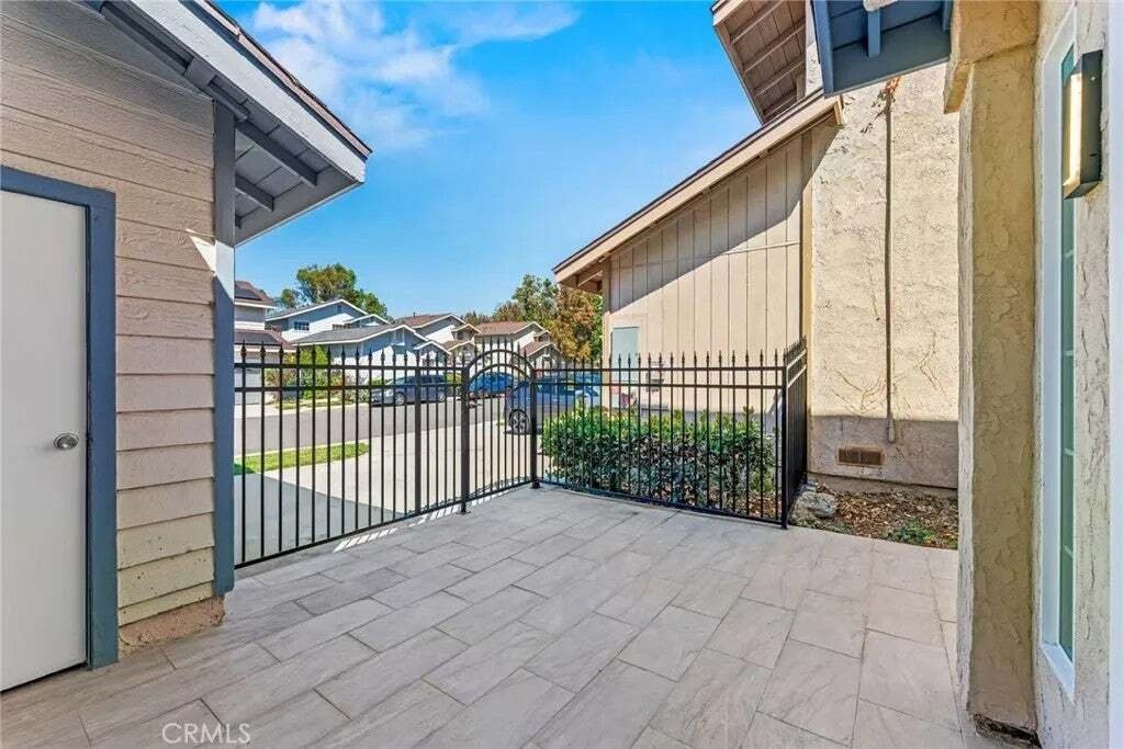 House in Irvine, California, United States 3 - 18559490