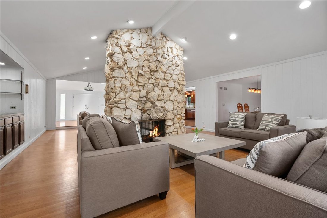 House in Glenview, Illinois, United States 5 - 18566326